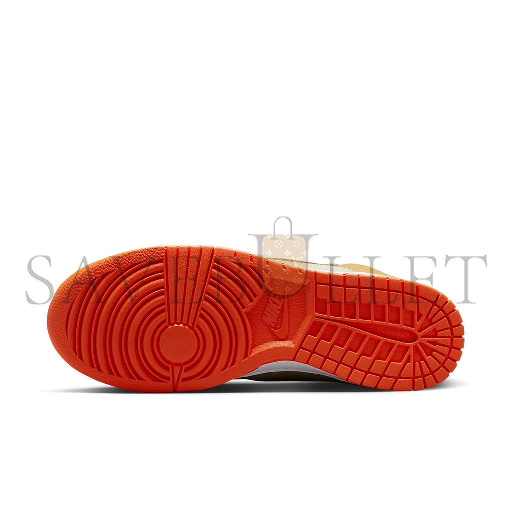 NIKE SB DUNK LOW RED GUM DV5429-600